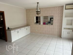 Image 4 - 811263