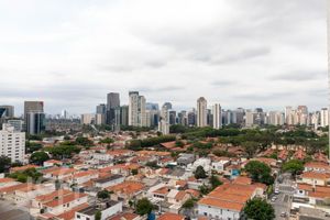 Image 24 - 811431