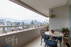 Image 22 - 811431