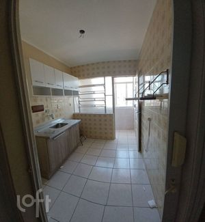 Image 2 - 811579