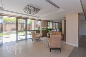 Image 13 - 811686
