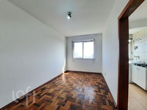 Image 1 - 811721
