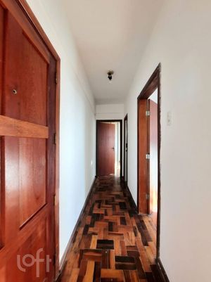 Image 17 - 811721