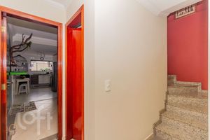 Image 21 - 811753