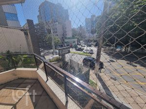 Image 45 - 812025