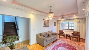 Image 31 - 812061
