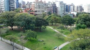 Image 41 - 8121