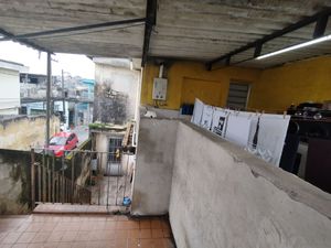 Image 13 - 812238