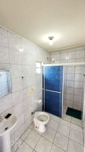Image 4 - 812282