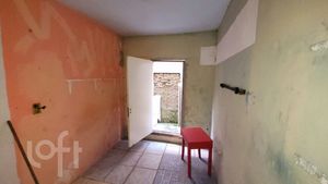 Image 9 - 812282