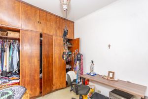 Image 39 - 812300