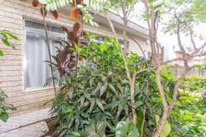Image 63 - 812300