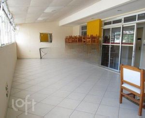 Image 6 - 812502