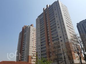 Image 25 - 812511