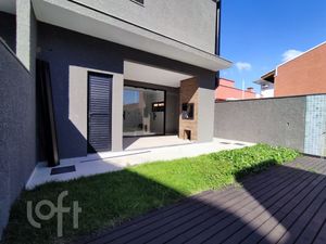 Image 12 - 812549
