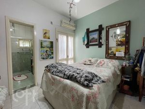 Image 9 - 812726