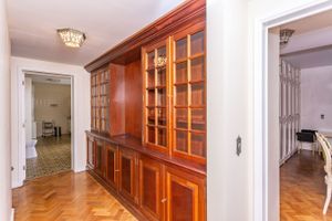 Image 37 - 812806