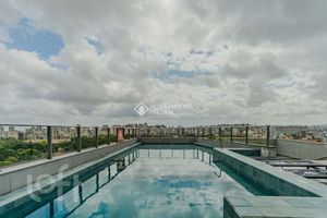Image 19 - 813015