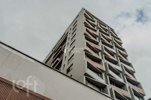Image 32 - 813015