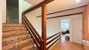 Image 39 - 813090