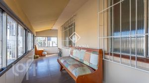 Image 3 - 813194