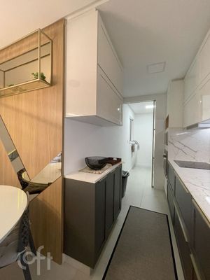 Image 3 - 813294