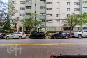 Image 31 - 813368