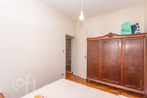 Image 35 - 813465