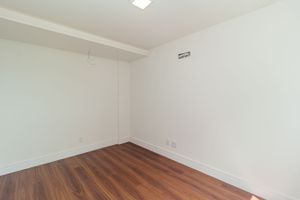 Image 34 - 813476
