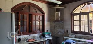 Image 8 - 813516