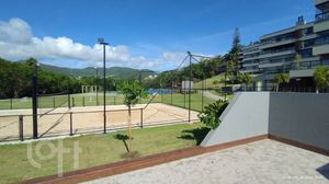 Image 43 - 813568