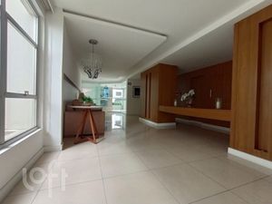 Image 11 - 813641