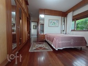 Image 8 - 813643
