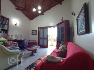 Image 5 - 813643