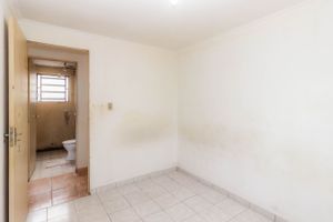 Image 10 - 813788