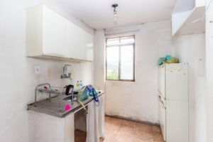 Image 17 - 813788