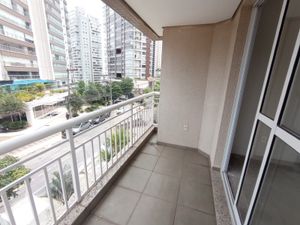 Image 2 - 813934