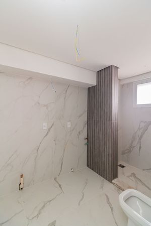 Image 22 - 814047