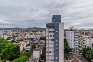 Image 24 - 814047