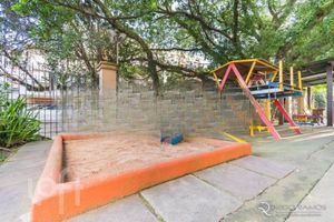 Image 21 - 814115