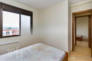 Image 9 - 814115