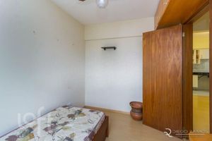 Image 13 - 814115
