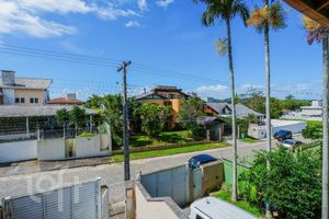 Image 18 - 814118