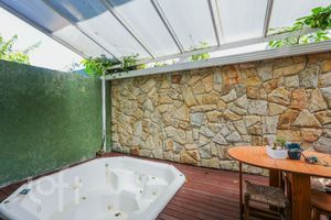 Image 9 - 814118