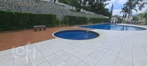 Image 39 - 814138