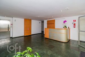 Image 31 - 814203