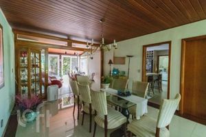 Image 9 - 815690