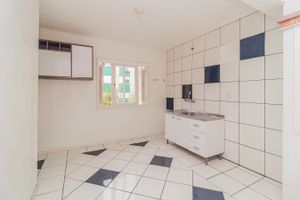 Image 17 - 815732