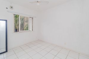 Image 22 - 815732