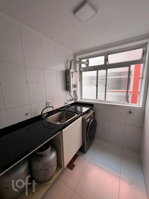 Image 11 - 815968